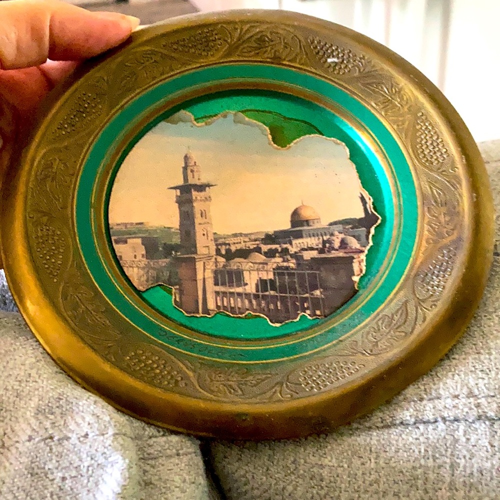 5/$25 Jerusalem Small bronzy six inch metal work souvenir dish.
